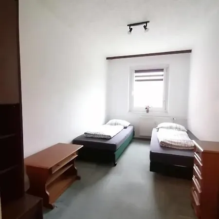 Mobilierte Monteurwohnung In Grunau شقة
